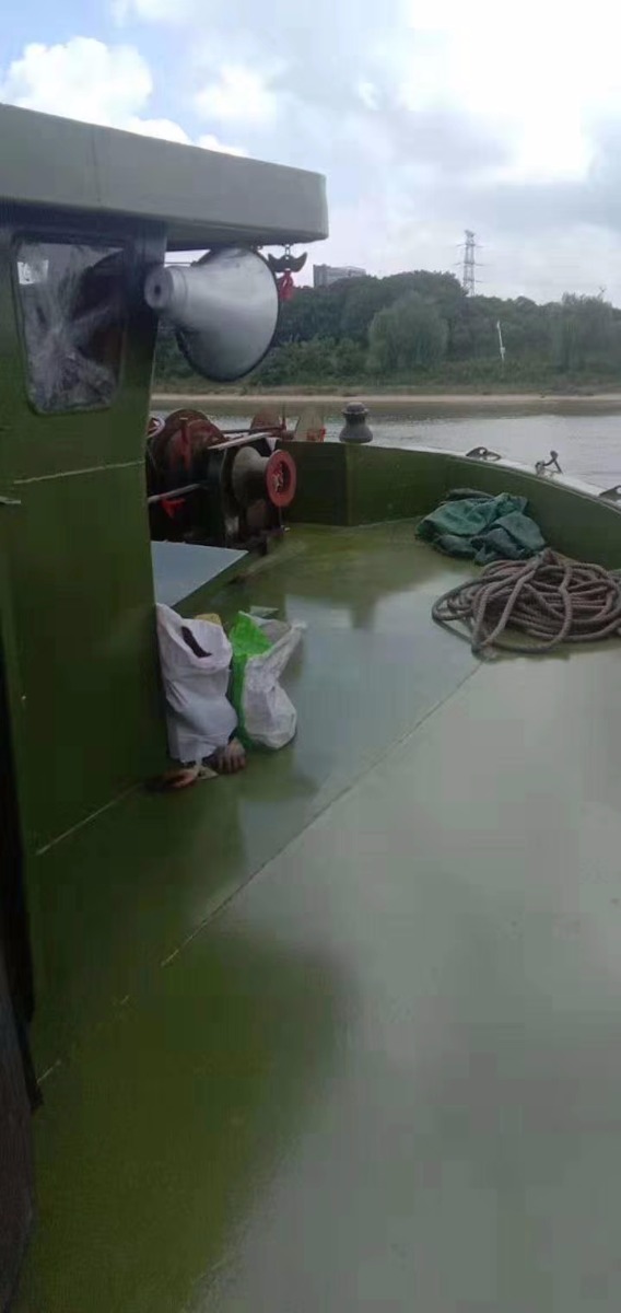  www.udship.com·船舶交易网货船·散货船 南通运维处找船,找货网,船舶寄售,船舶求购发布,开具船舶交易发票二手船舶信息2011年42米717吨货船货船·散货船找船,找货网,船舶寄售,船舶求购发布,开具船舶交易发票 